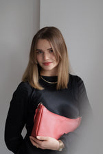 Last inn bildet i Galleri-visningsprogrammet, Fin Skulderveske Rød