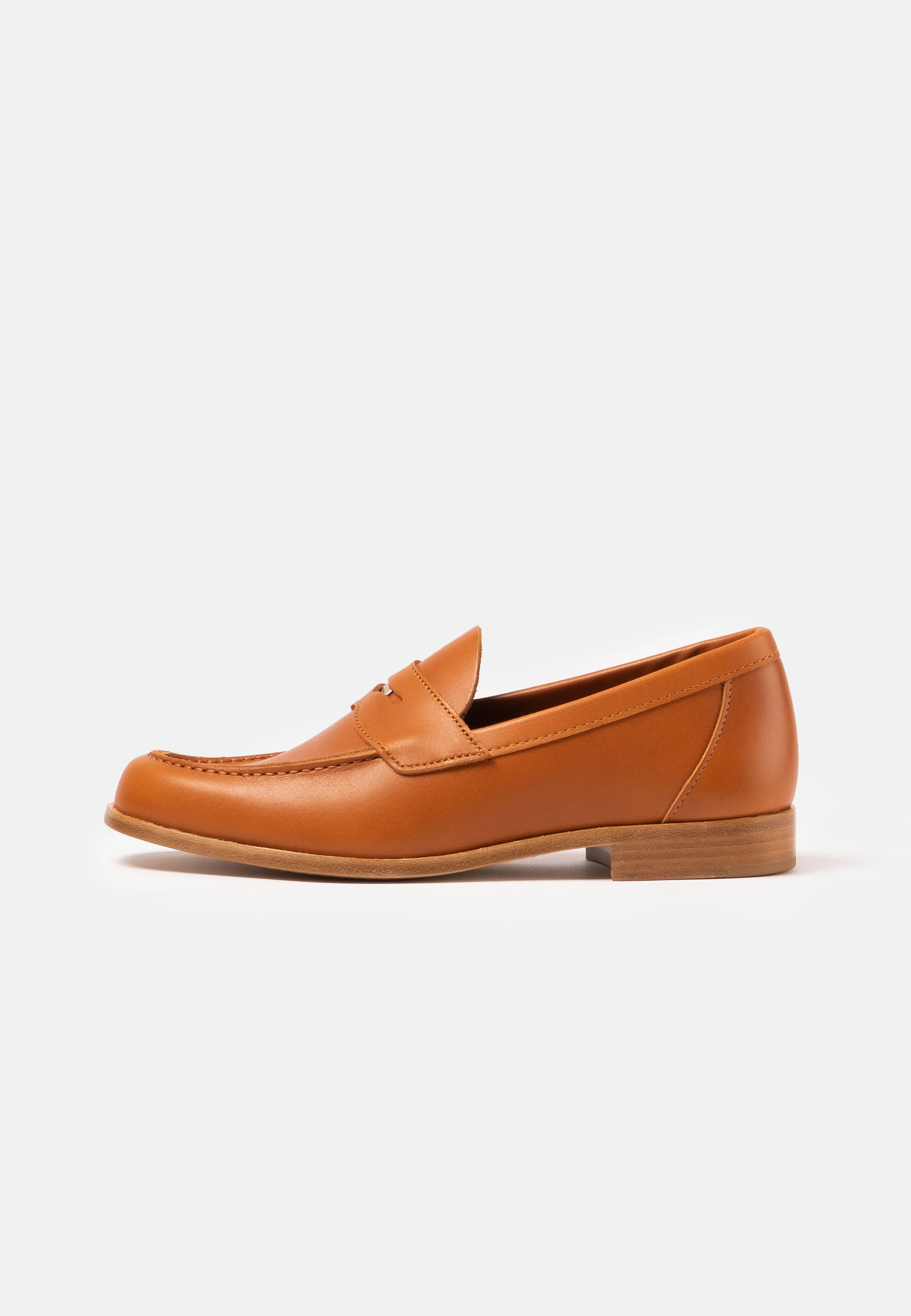 Buxton Natural Nappa - The Original Penny Loafer