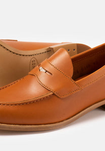 Buxton Natural Nappa - The Original Penny Loafer