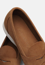 Lade das Bild in den Galerie-Viewer, Wangen Sand Nubuck
