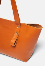 Last inn bildet i Galleri-visningsprogrammet, Fjell Tote Bag Naturell
