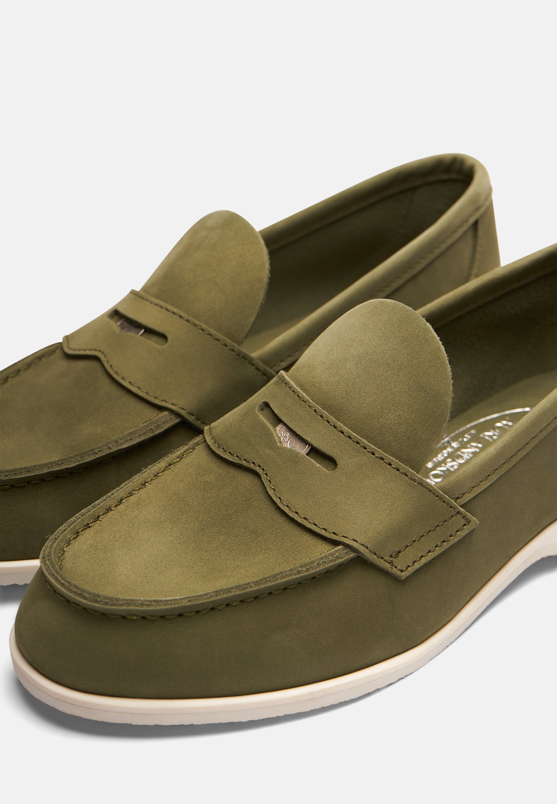 Wangen Olive Nubuck